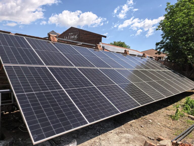 Panouri fotovoltaice Alba Iulia 30 kW montate pe structură la sol