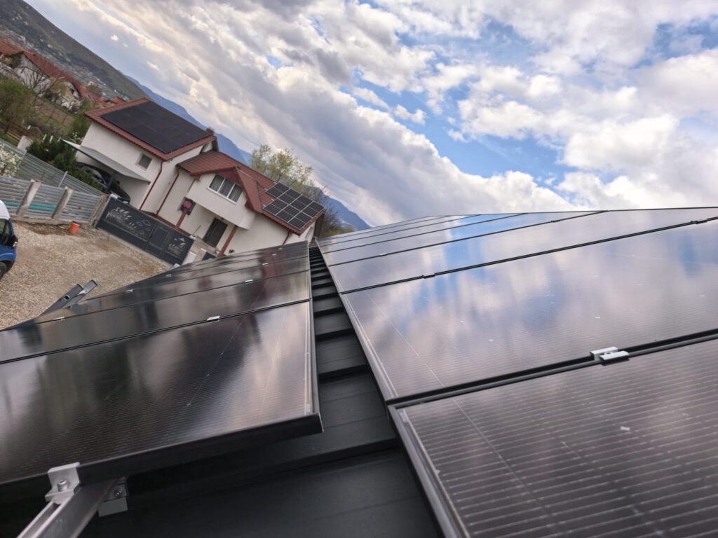 Cât costă un sistem fotovoltaic de 5 kW în 2026 – SUN BIT