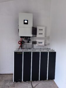 Baterii pentru sistem fotovoltaic cu stocare energie